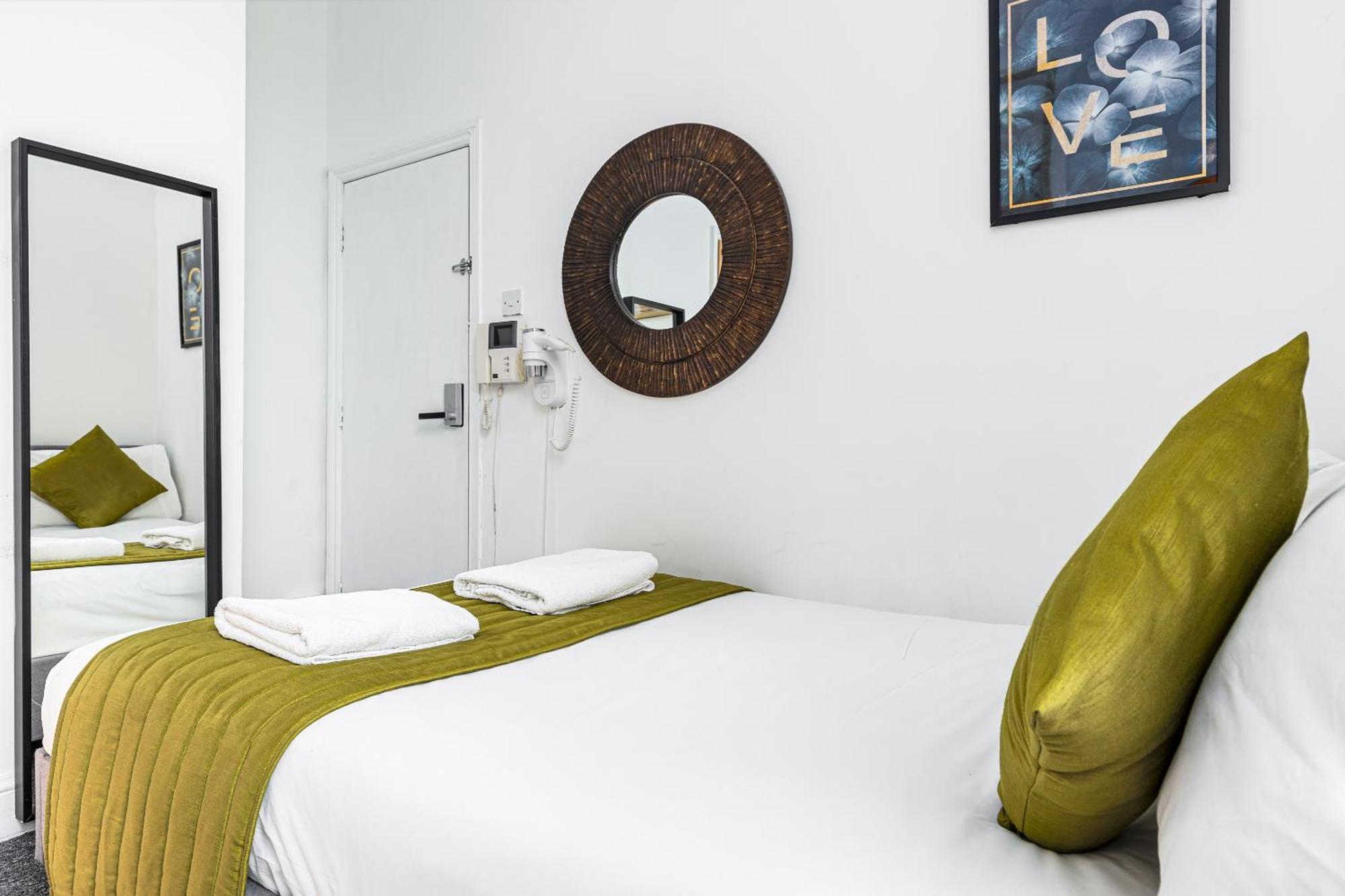 Vilenza Hotel London Exterior photo