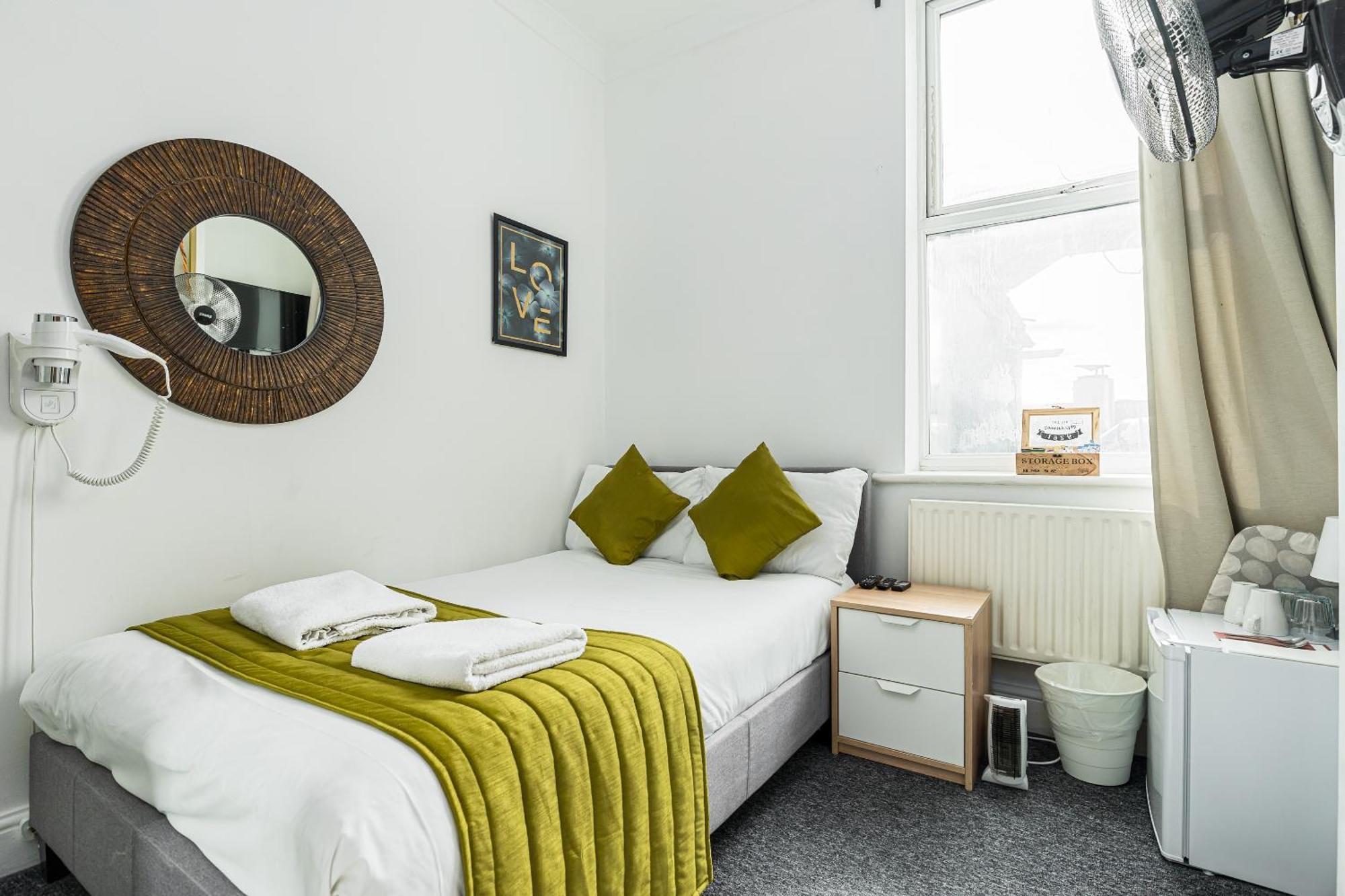 Vilenza Hotel London Exterior photo